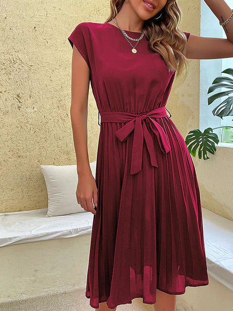 Natalia | Sommerliches Midi-Kleid mit Taillengürtel und Faltenrock – Kurzarm & Rundhalsausschnitt