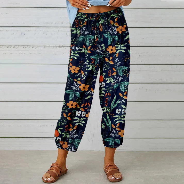 Lotte | Damenhose mit Blumenmuster, Luftig & Weit für Lässige Tage