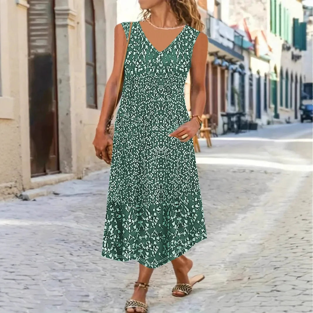 Flory | Maxi Sommerkleid mit Blumenmuster | Luftiges Damenkleid mit V-Ausschnitt & Ärmellos