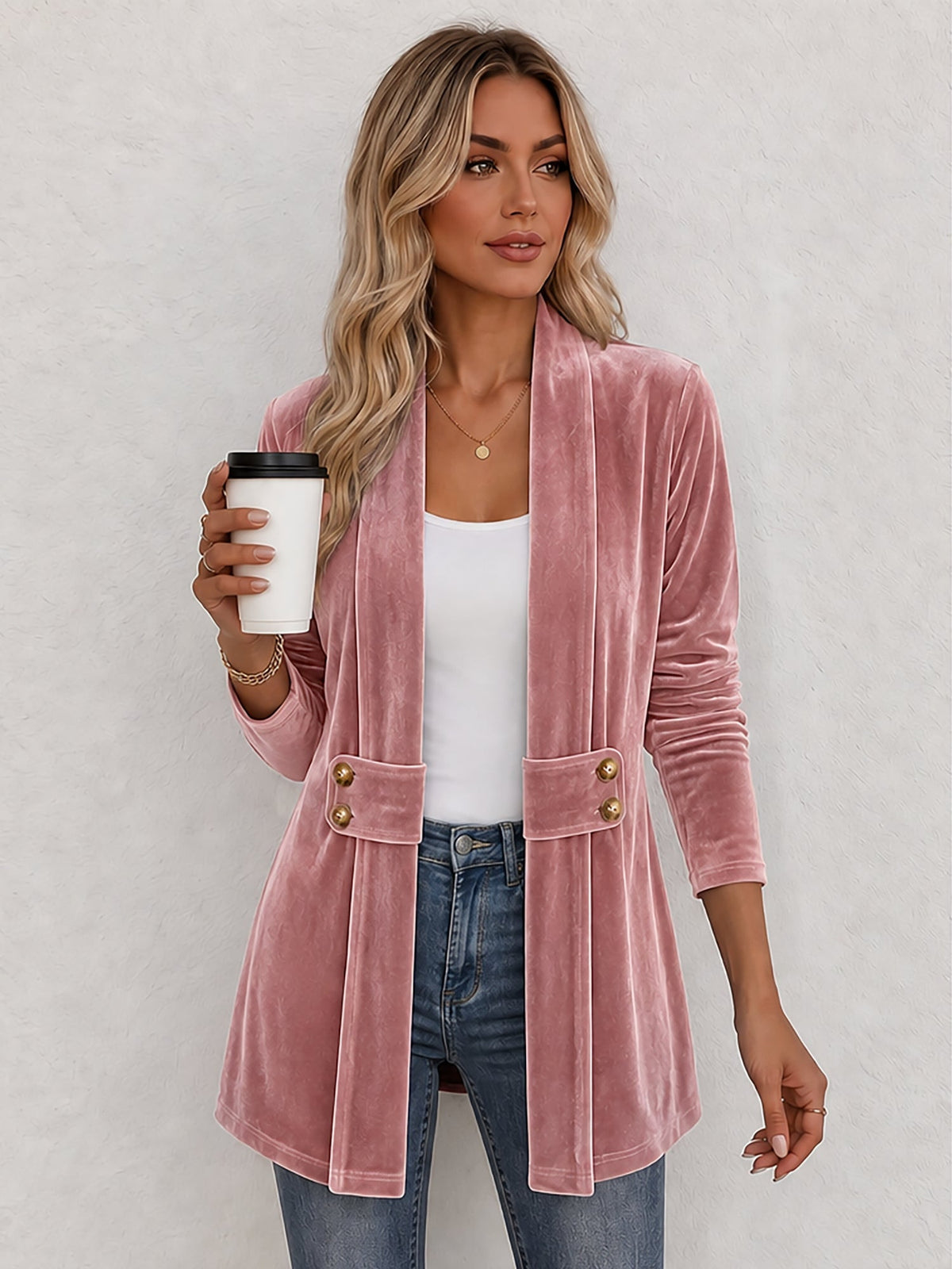 Damen Strickjacke | Offene Strickjacke mit Revers und dekorativen Knöpfen