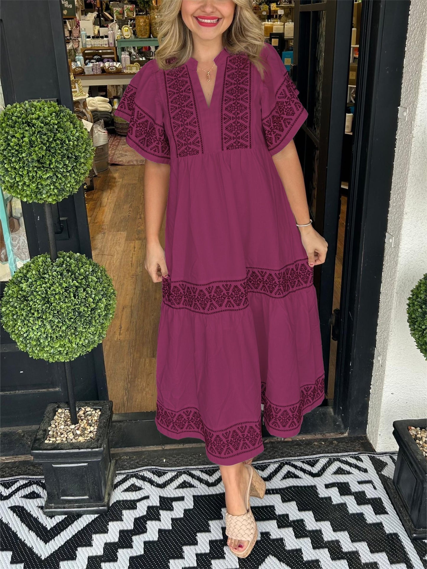 Celestia | Ibiza Style Midi Kleid – V-Ausschnitt, Weite Ärmel & Lockere Passform