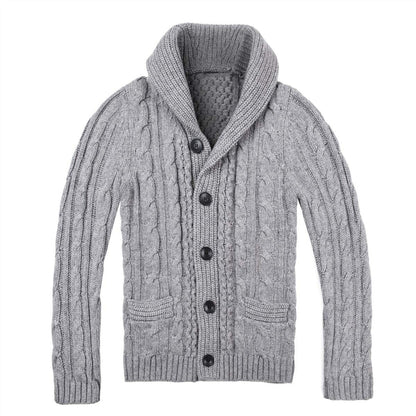 Herren Strickjacke | Elegantes Zopfmuster & Praktische Taschen | Stilvoll & Vielseitig