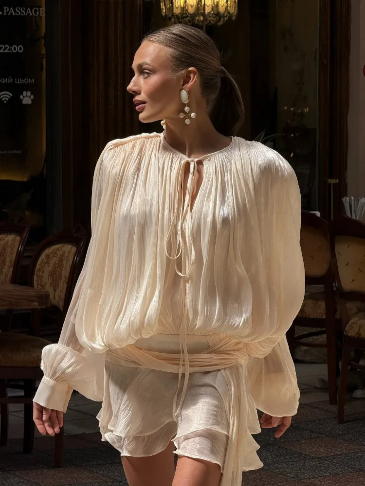 Salida | Verspielter Mini Playsuit mit Ballonärmeln & elegantem Schnitt für trendige Sommer-Outfits