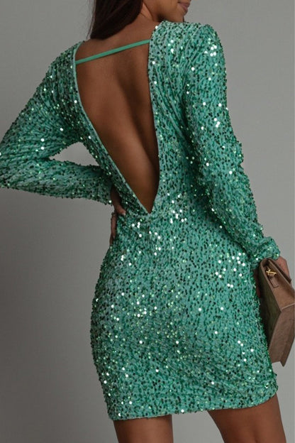 Glamouröses Paillettenkleid mit langen Ärmeln – Elegant, Funkelnd & Ausdrucksstark
