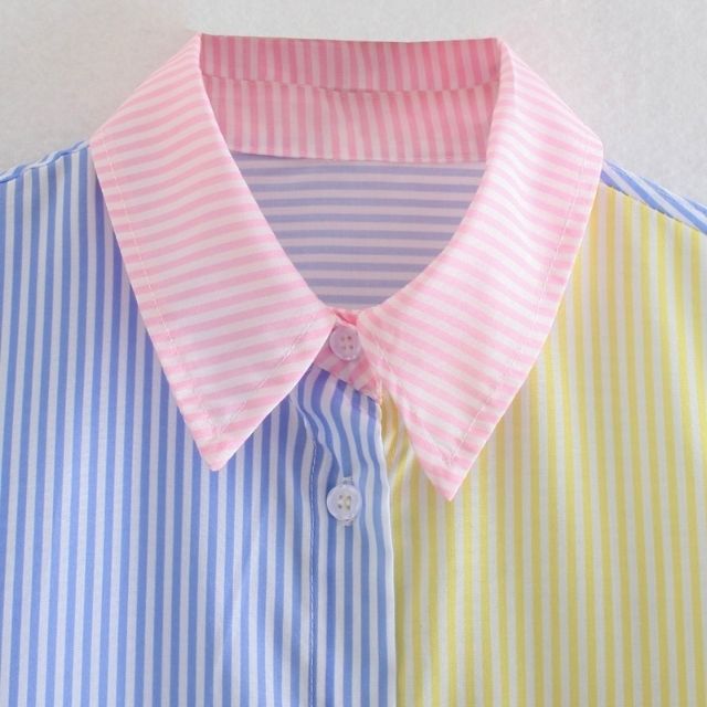 Squichie | Damen Oversize-Bluse mit Reverskragen, Knopfleiste & mehrfarbigen Streifen