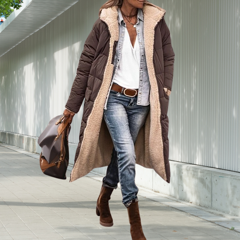 Delmaria – Damen Winterjacke lang gefüttert mit Kapuze & Taschen | Warmer Wintermantel elegant gepolstert