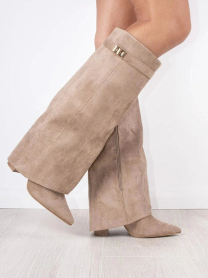 Damen Kniehohe Stiefel | Weiter Schaft & Stabiler Blockabsatz für Elegante Silhouette