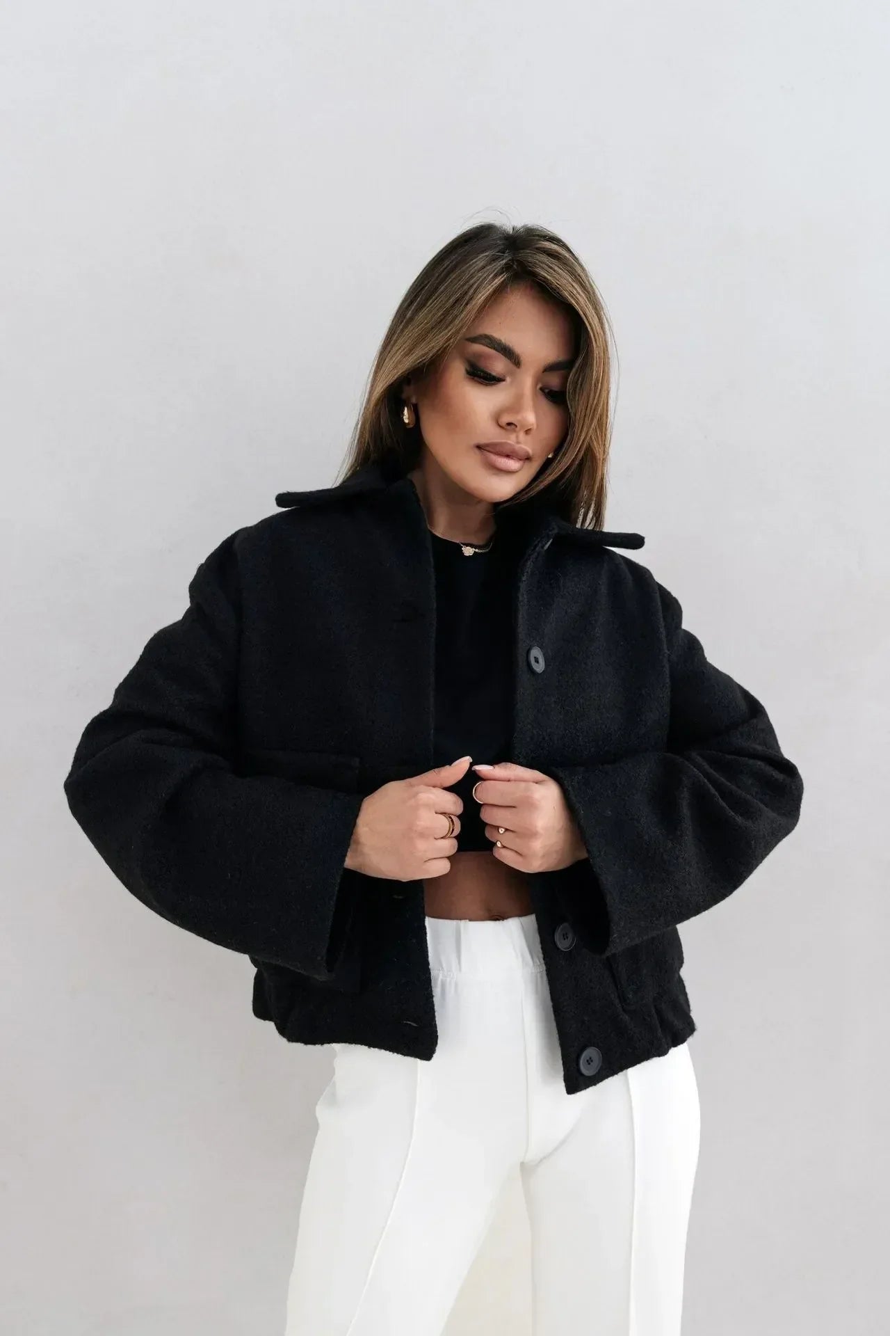 Damen Kurzjacke mit großen Taschen | Stylische Übergangsjacke für Alltag & Stadt