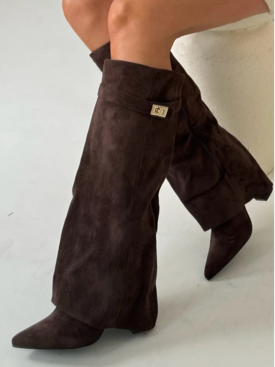 Damen Kniehohe Stiefel | Weiter Schaft & Stabiler Blockabsatz für Elegante Silhouette