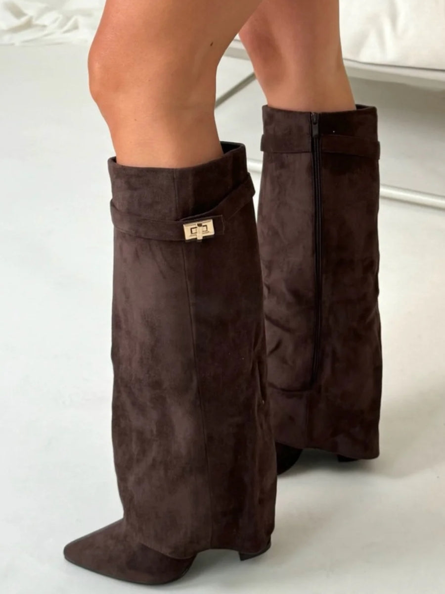 Damen Kniehohe Stiefel | Weiter Schaft & Stabiler Blockabsatz für Elegante Silhouette