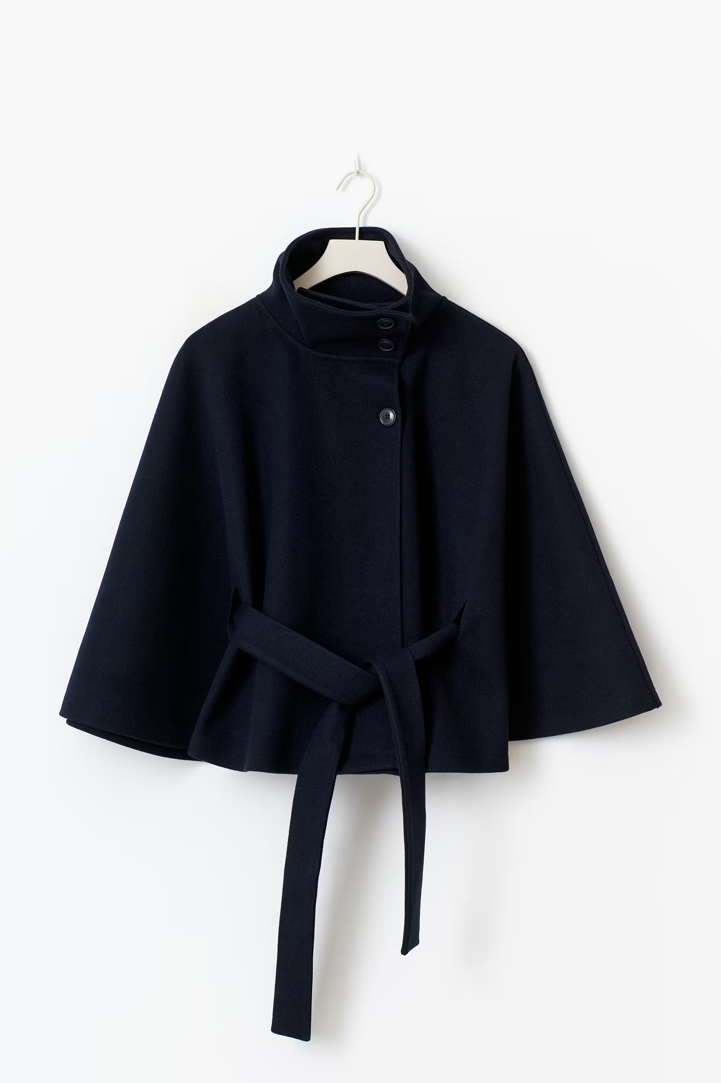 Damen Jacke mit Gürtel | Weite Silhouette & moderner Chic