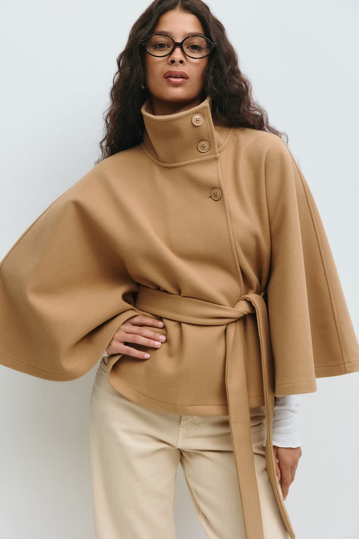 Damen Jacke mit Gürtel | Weite Silhouette & moderner Chic
