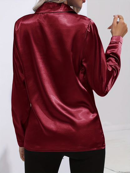 Avelyn | Elegante Satin-Bluse mit Reverskragen und Knopfleiste für Damen