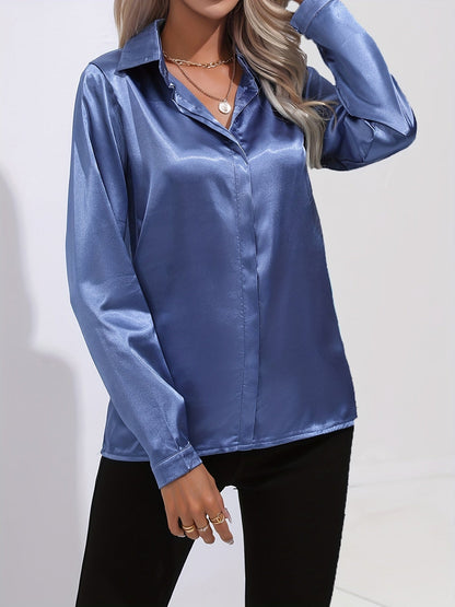 Avelyn | Elegante Satin-Bluse mit Reverskragen und Knopfleiste für Damen