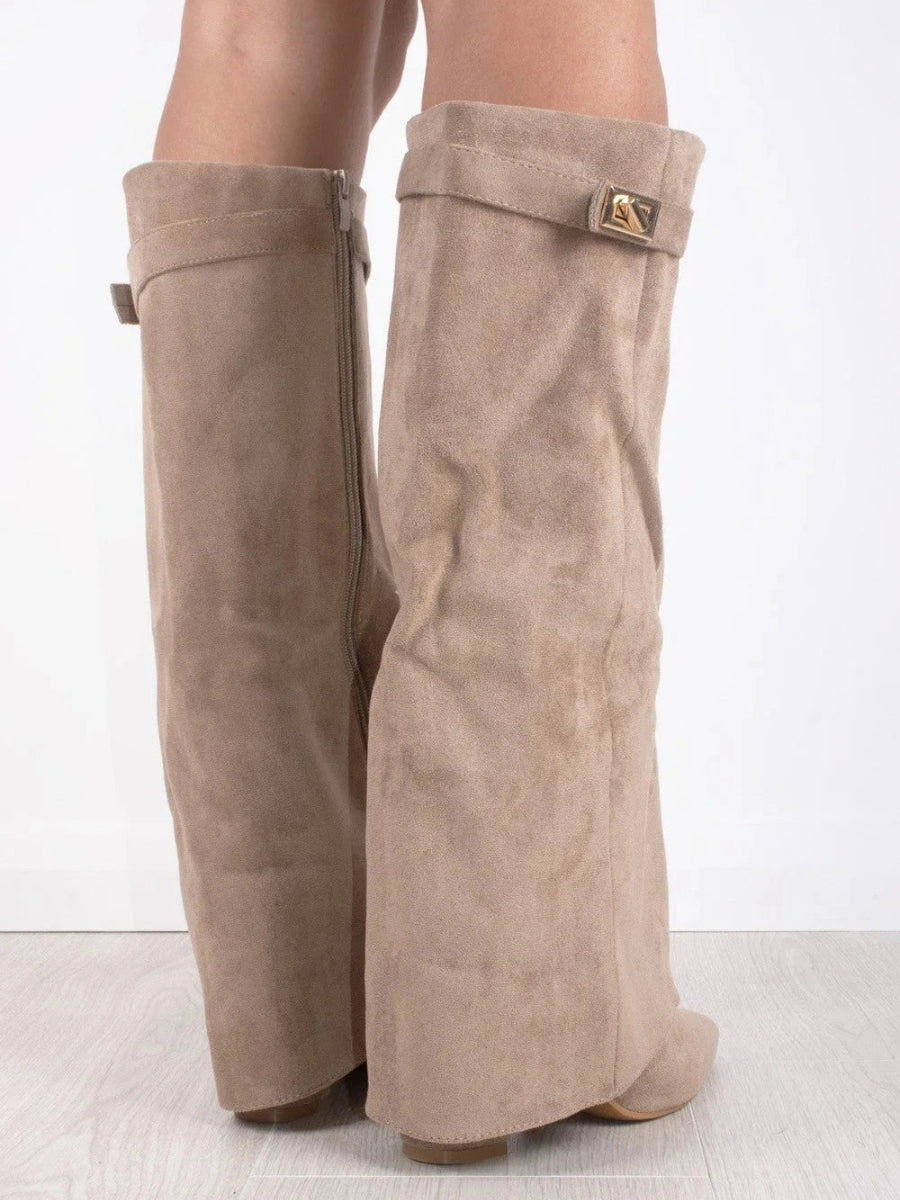 Damen Kniehohe Stiefel | Weiter Schaft & Stabiler Blockabsatz für Elegante Silhouette