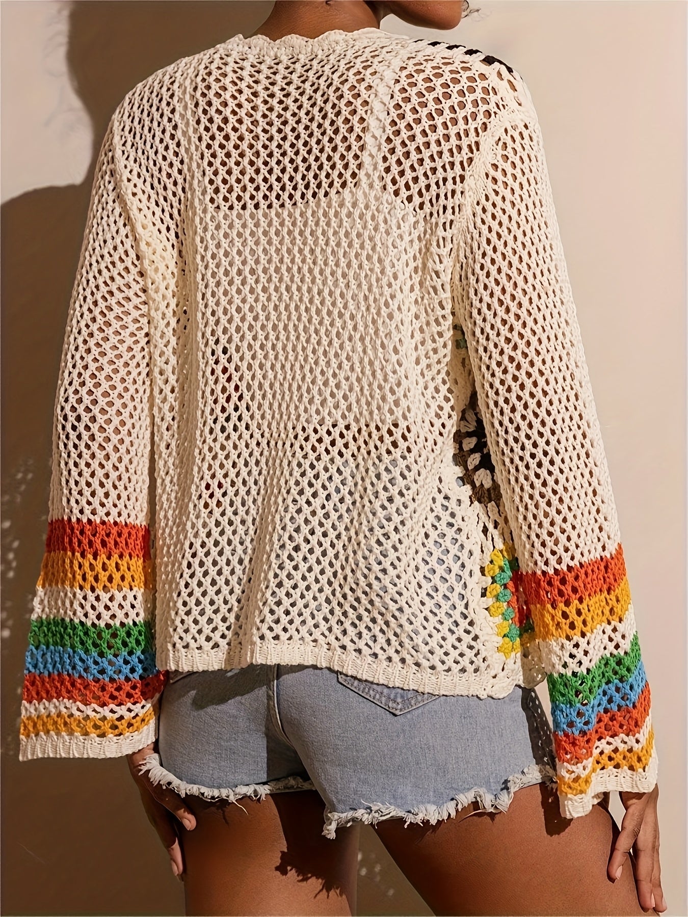 Serandi | Crochet Patch Cardigan mit Blumenmuster & Weiten Ärmeln für Damen