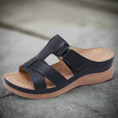 Sofibra | Damen Sommer-Sandalen mit Klettverschluss, Offener Zehenpartie & Robuster Plateausohle – Bequemer Freizeitstil