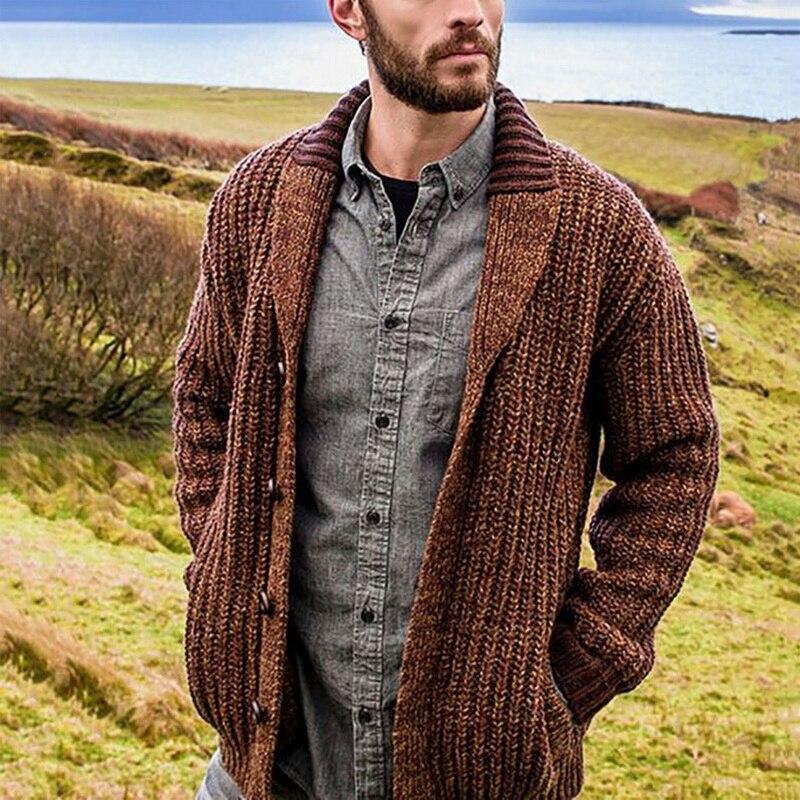 Groß Gestrickte Herren Strickjacke – Komfortabel, Markant & Vielseitig