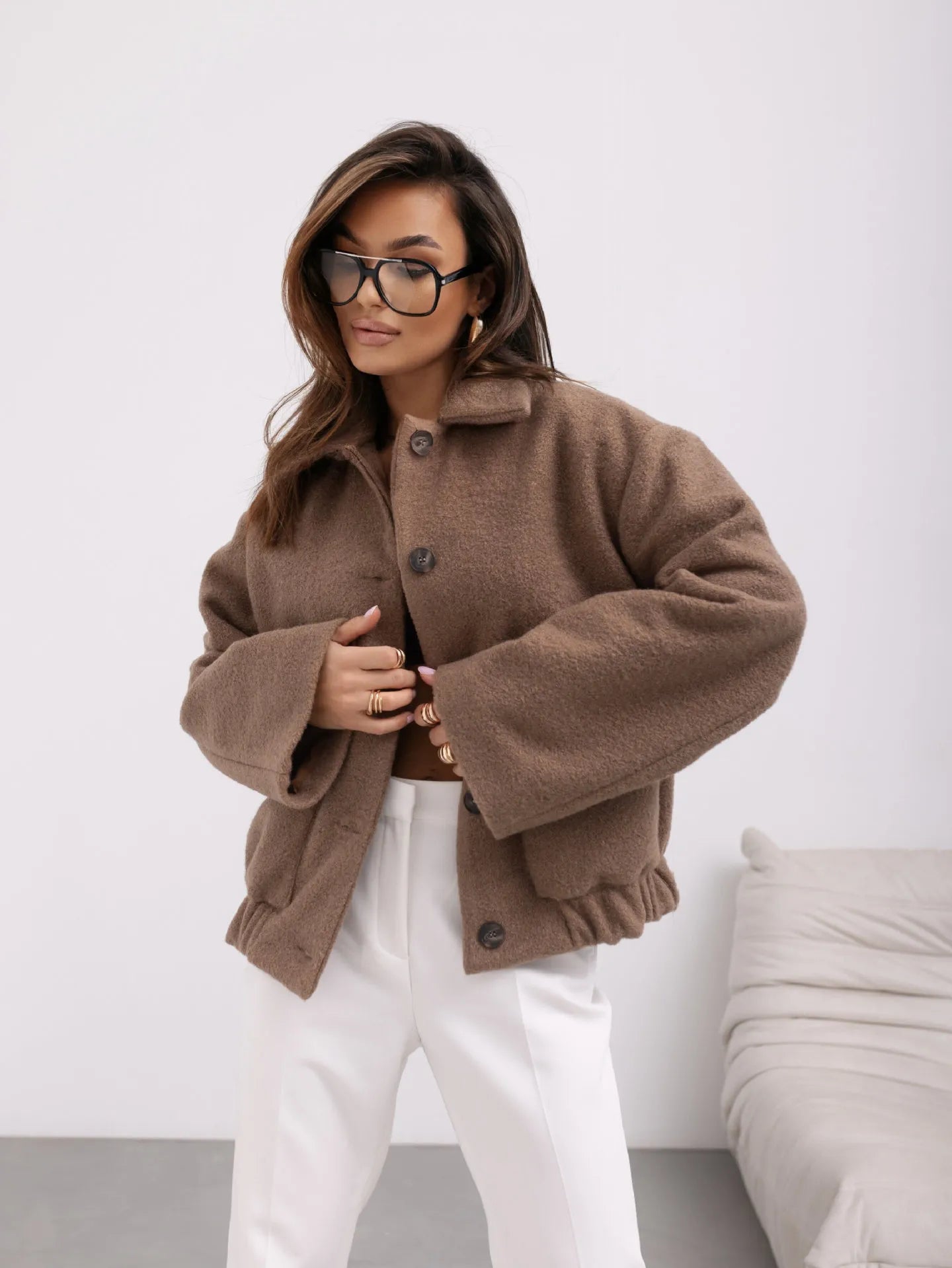 Damen Kurzjacke mit großen Taschen | Stylische Übergangsjacke für Alltag & Stadt