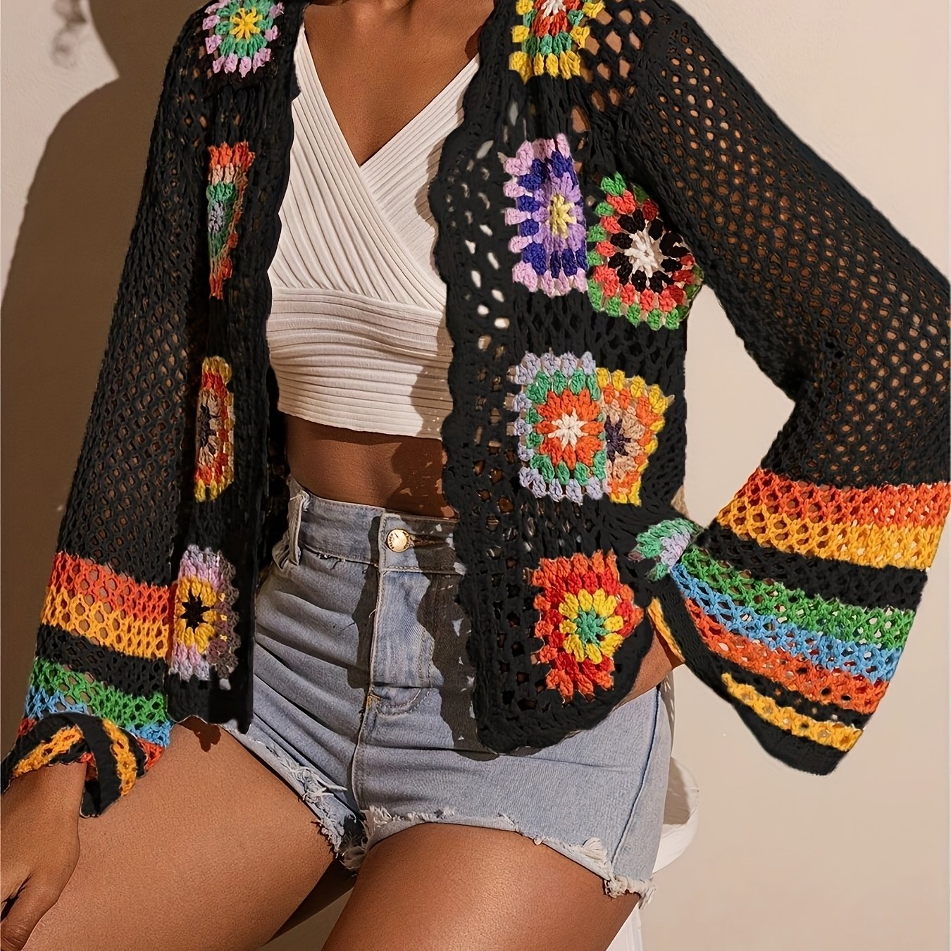Serandi | Crochet Patch Cardigan mit Blumenmuster & Weiten Ärmeln für Damen
