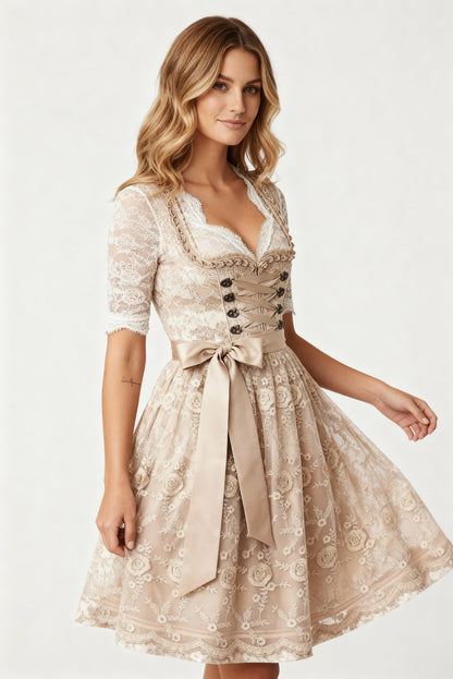 Dirndl Elegance | Traditionelles Deutsches Dirndlkleid mit Schnürmieder & Spitzenbluse