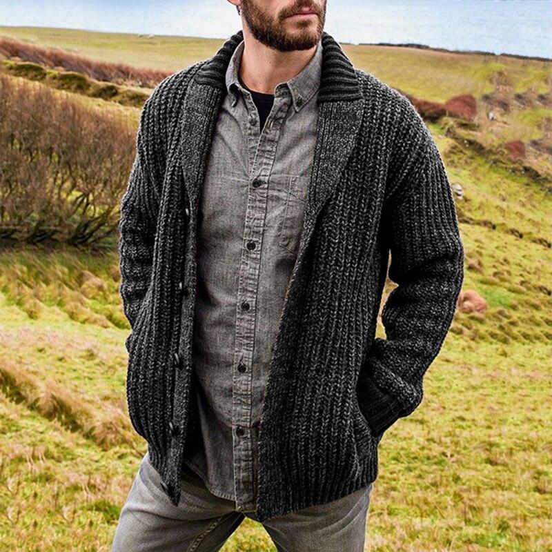 Groß Gestrickte Herren Strickjacke – Komfortabel, Markant & Vielseitig