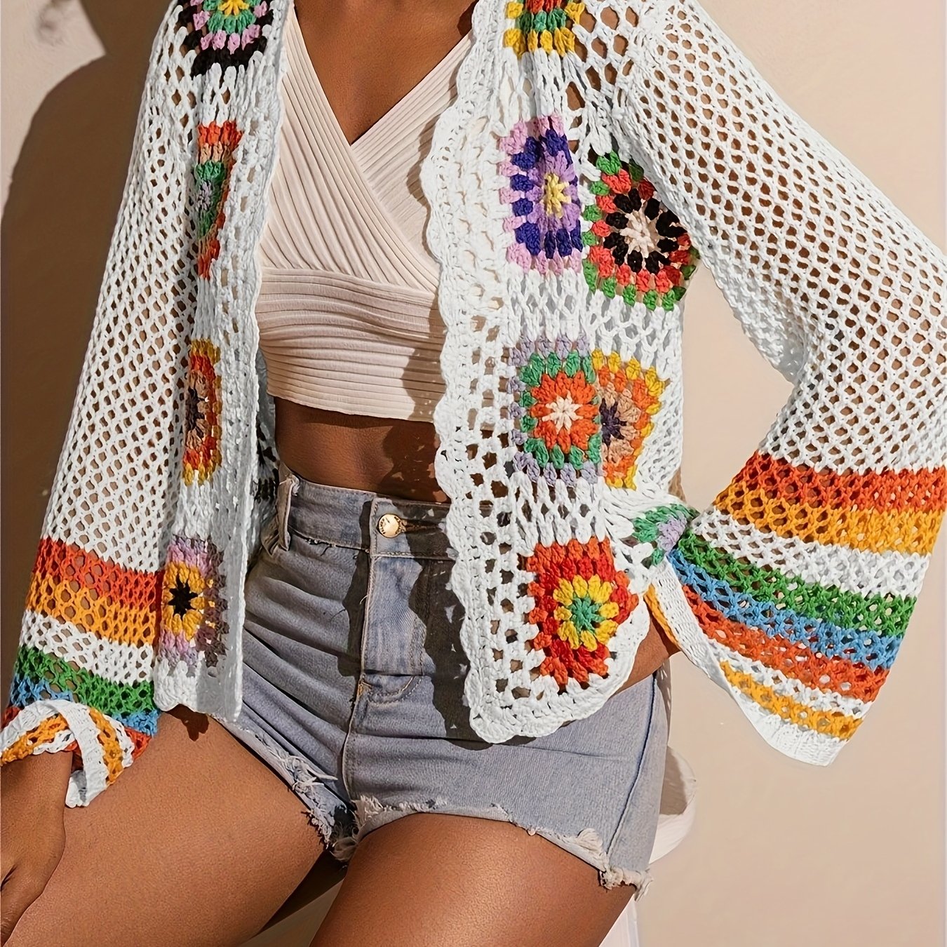 Serandi | Crochet Patch Cardigan mit Blumenmuster & Weiten Ärmeln für Damen