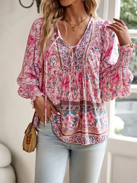 Cheska | Damen Boho‑Bluse – Blumenmuster, Lange Bischofsärmel & Bindekragen, Lockerer Sitz