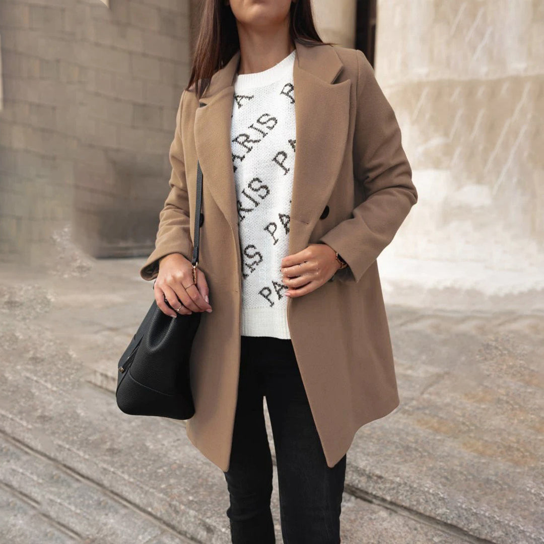 Carianne | Damenmantel mit Reverskragen, doppelreihiger Knopfleiste und elegantem, langen Schnitt