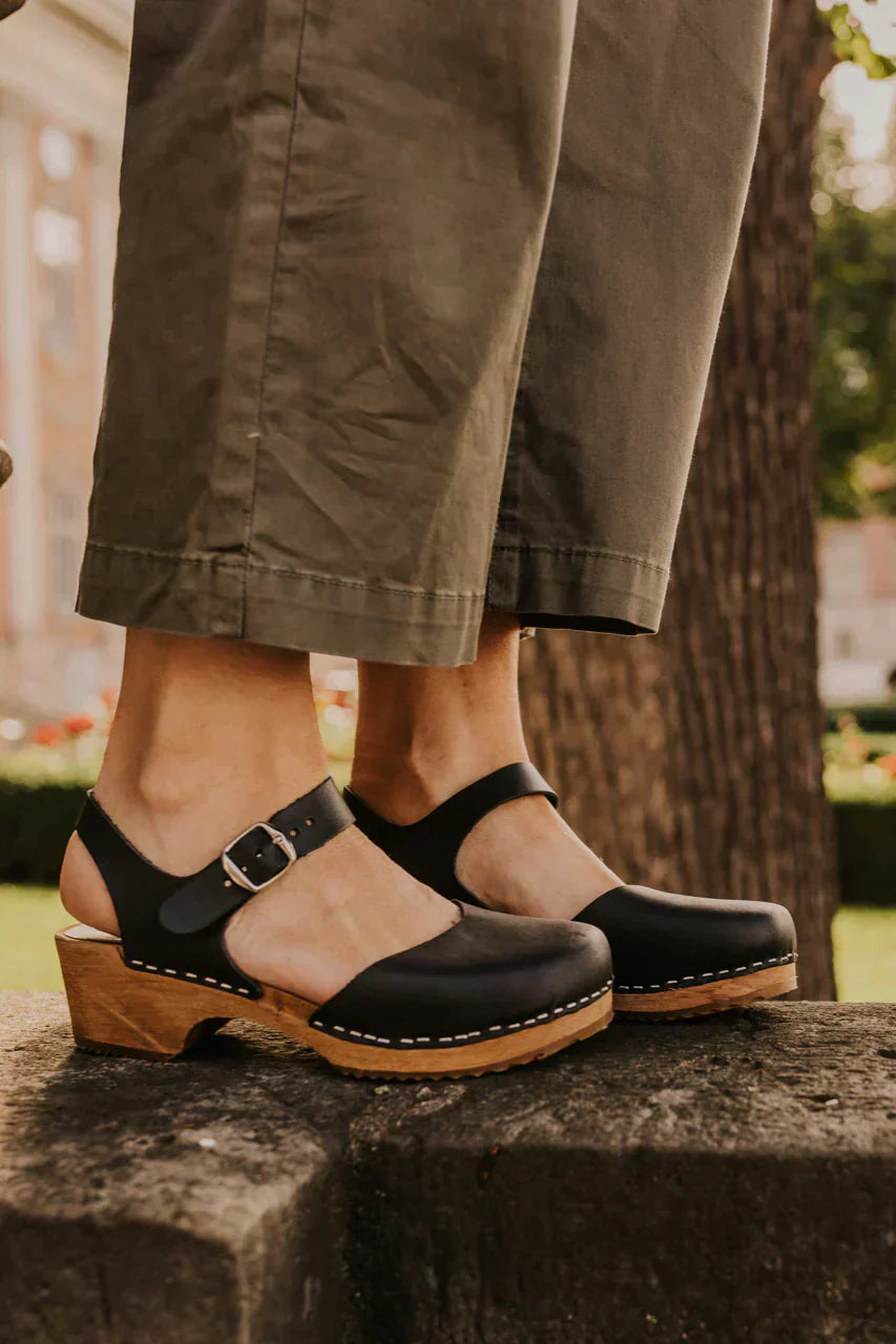 Damen Clogs mit Blockabsatz – Elegante Komfortschuhe für Alltag, Büro und Freizeit