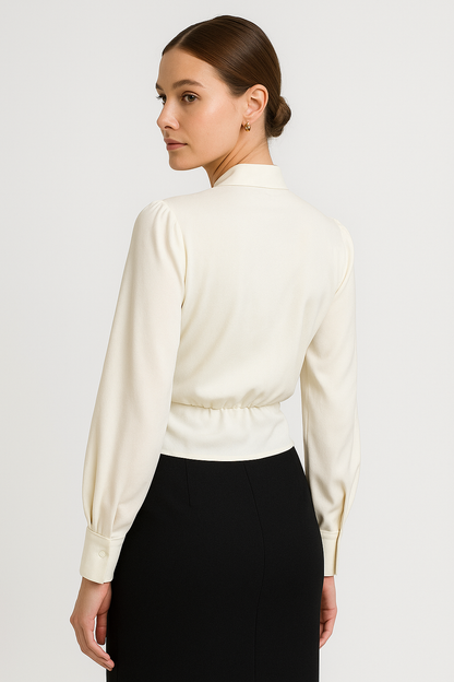 Freiya | Elegante Damen Bluse mit V-Ausschnitt & Langarm – Für Büro, Alltag & besondere Anlässe