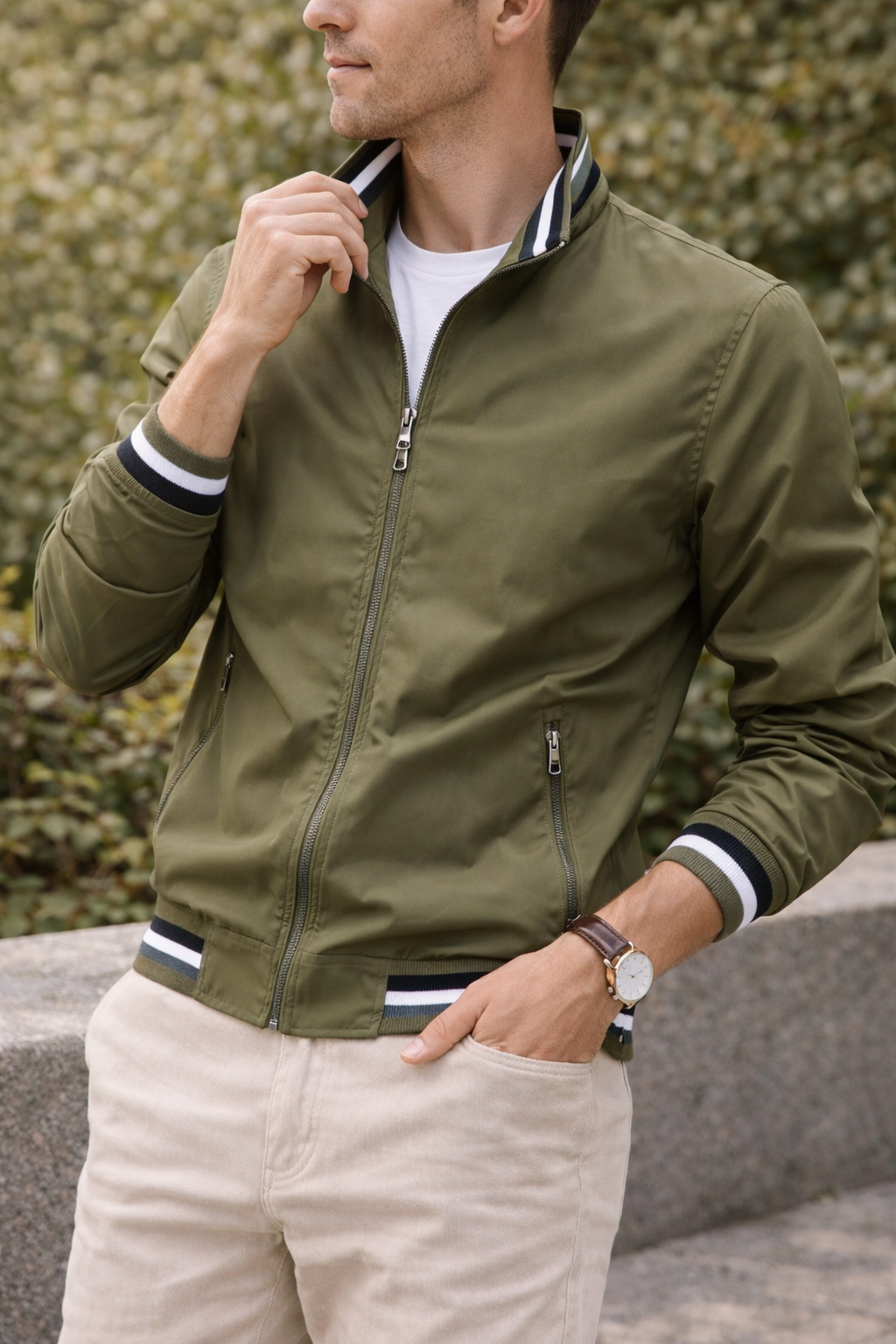 Herren Leichte Jacke mit Reißverschluss und Stehkragen – Moderne Übergangsjacke für Alltag und Smart-Casual-Looks