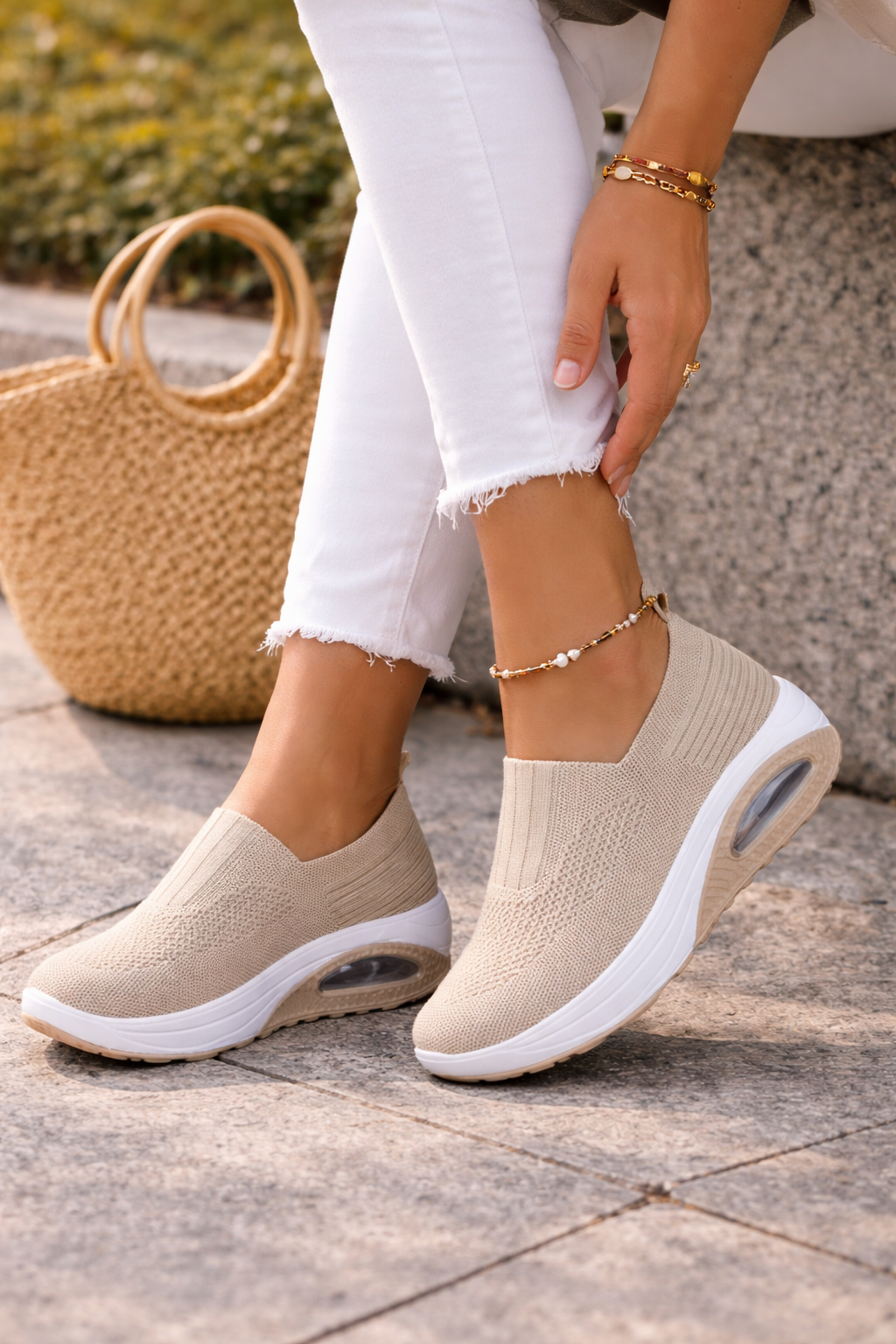Damen Slip-On Walking-Schuhe mit atmungsaktivem Strick – Leichte Freizeitschuhe für Alltag und Reisen