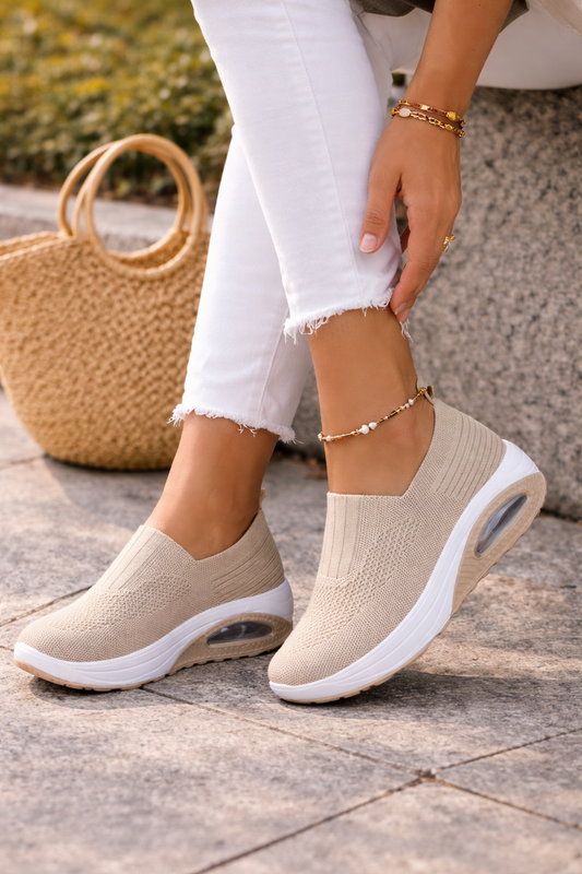 Damen Slip-On Walking-Schuhe mit atmungsaktivem Strick – Leichte Freizeitschuhe für Alltag und Reisen