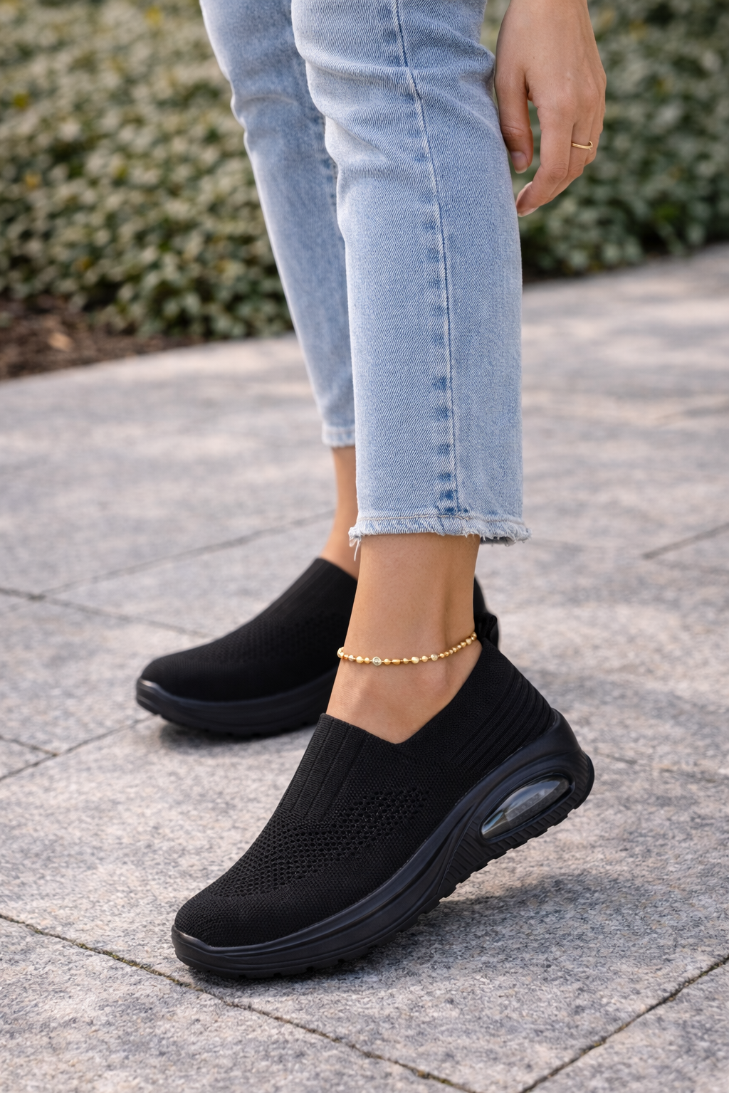 Damen Slip-On Walking-Schuhe mit atmungsaktivem Strick – Leichte Freizeitschuhe für Alltag und Reisen