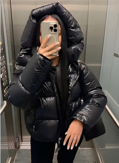 Damen Pufferjacke | Leichte Steppjacke mit glänzender Oberfläche für kalte Tage