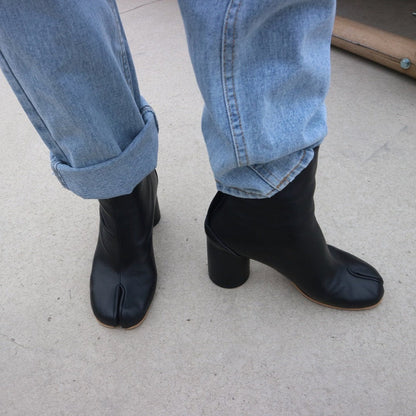 Reinelle | Damen Lederoptik Stiefeletten mit Geteilter Zehenpartie – Modische Blockabsatz-Stiefeletten für Alltag & Freizeit