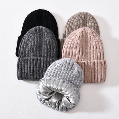 Gerippte Strickmütze Unisex | Stylisch warm durch Herbst & Winter