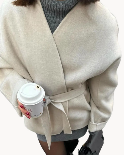 Petronelle | Damen Oversized Mantel mit Taillengürtel & Elegantem Reverskragen – Stylischer Übergangsmantel für Herbst & Frühling