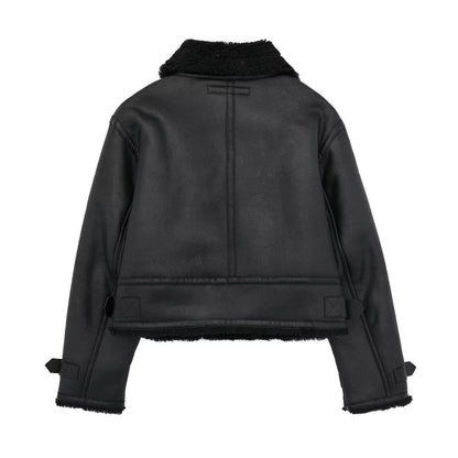 Kurze Damen Winterjacke mit Kunstfellkragen | Schwarz, Wattiert & Modern