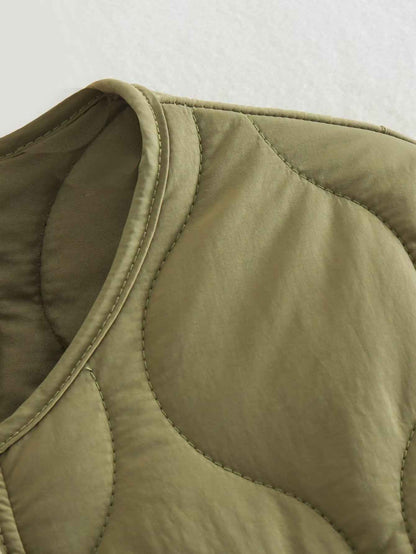 Eleri | Damen Leichte Steppjacke mit Knöpfen, lockere Passform & zeitlosem Design