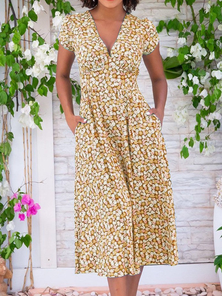 Helga | Geblümtes Boho-Midikleid mit V-Ausschnitt & kurzen Ärmeln für Sommer und Alltag
