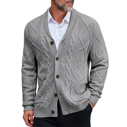 Herren Grobstrickjacke | Elegantes Zopfmuster & Praktische Taschen | Warm & Stilvoll
