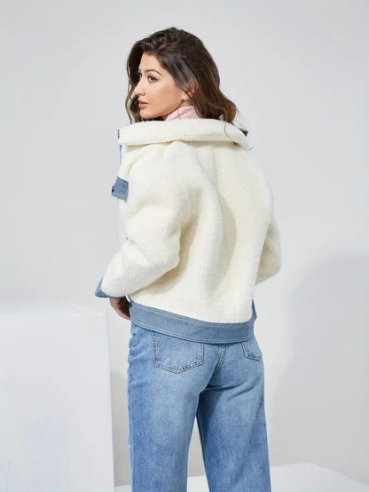 Olwina | Damen Jeansjacke mit Plüsch & Patchwork – Stylische Übergangsjacke mit Knöpfen und Umlegekragen