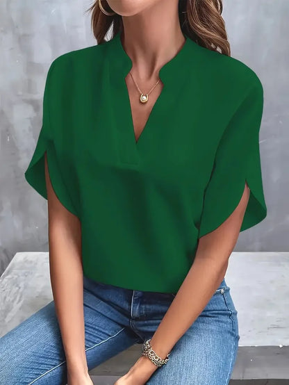 V-Ausschnitt Bluse – Zeitlose Eleganz & Femininer Komfort