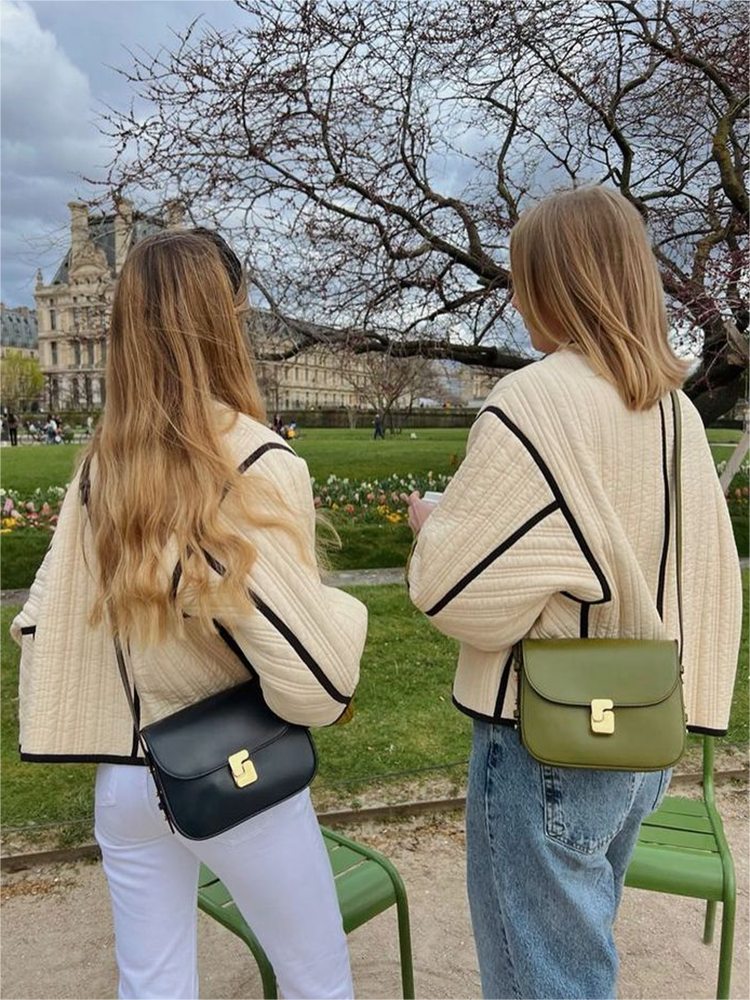 Zavrina | Damen Übergangsjacke Loose Fit, Bequeme Herbst Jacke mit Knöpfen