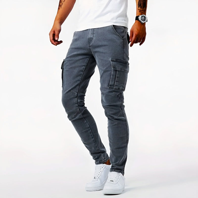 Schmal geschnittene Cargo-Jeans – Modern, Funktional & Komfortabel