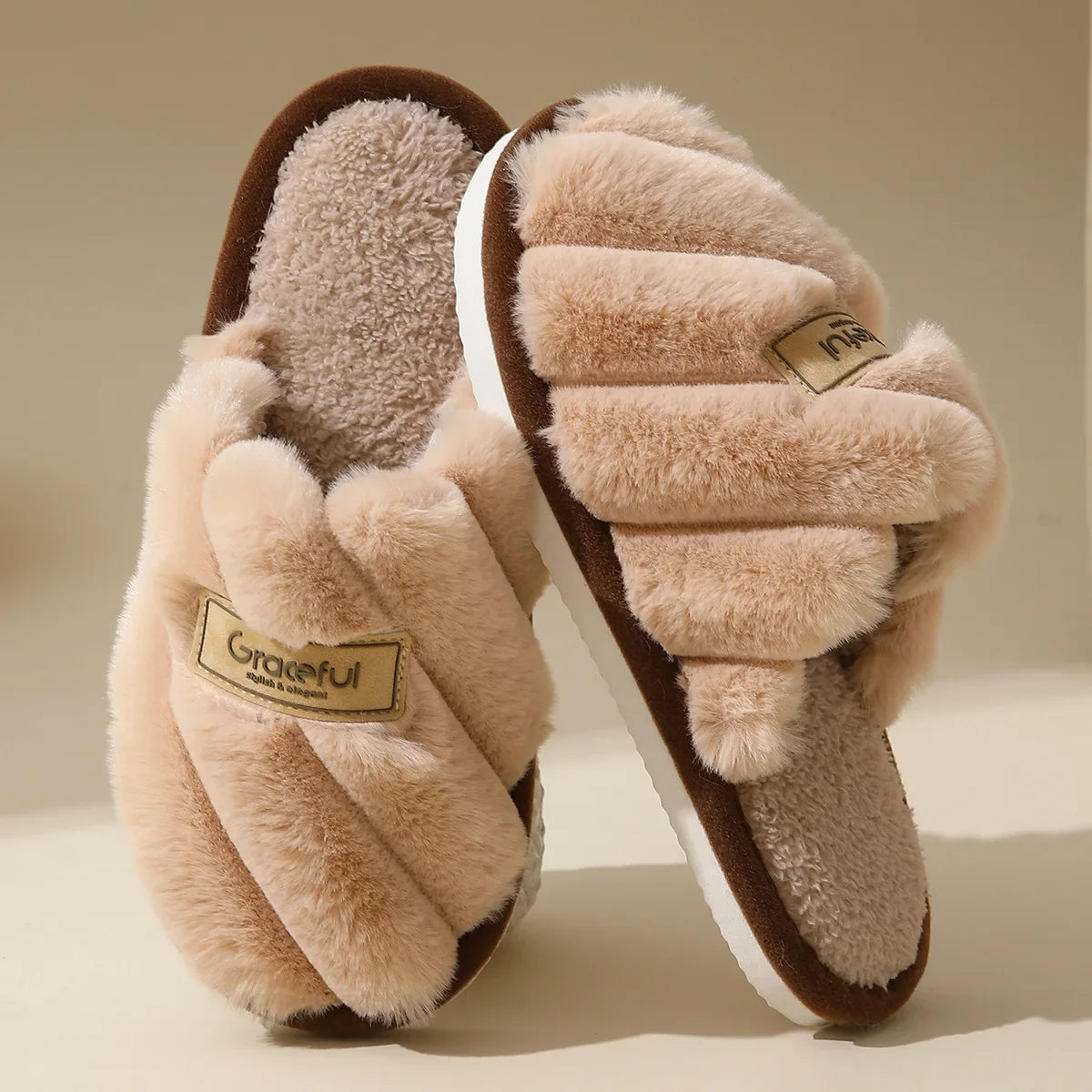 Serafielle | Damen Plush Slide Hausschuhe mit weicher Polsterung & Indoor Komfort