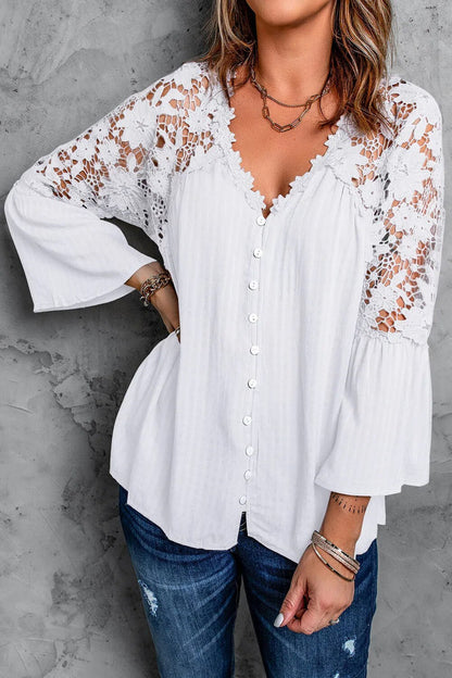 Diandra | Tiefe V-Neck Bluse mit Spitzen-Ärmeln & Blumen – Lässig & Elegant