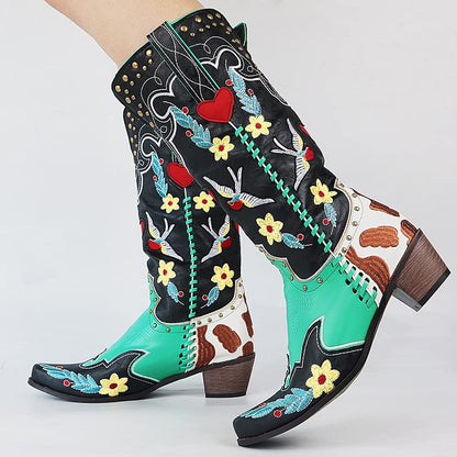 Anya | Bestickte Cowboy-Stiefel – Bunte Blumen, Blockabsatz & Western-Look für Damen
